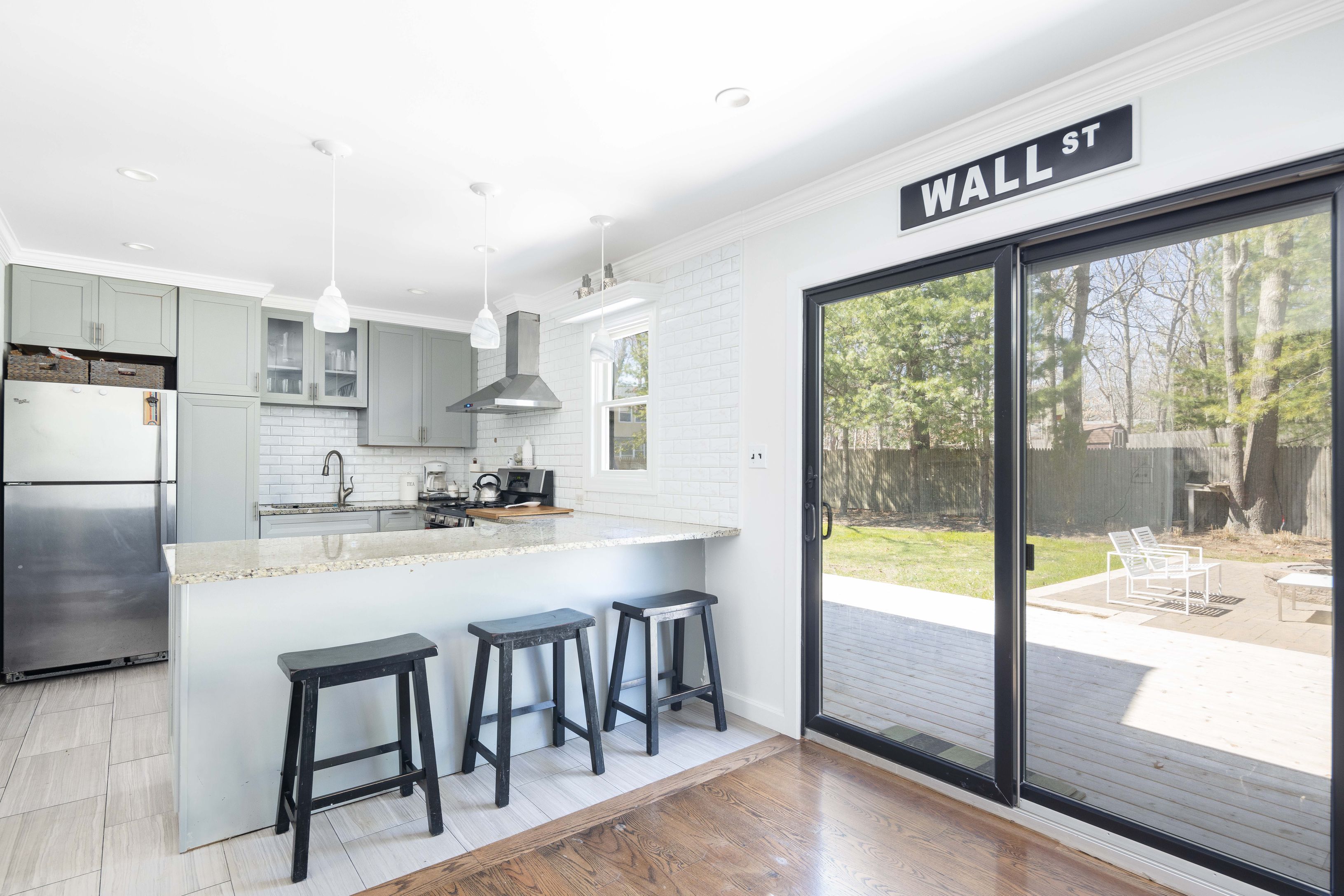 41 Clinton Street East Hampton, NY 11937 - Photo 13 of 17