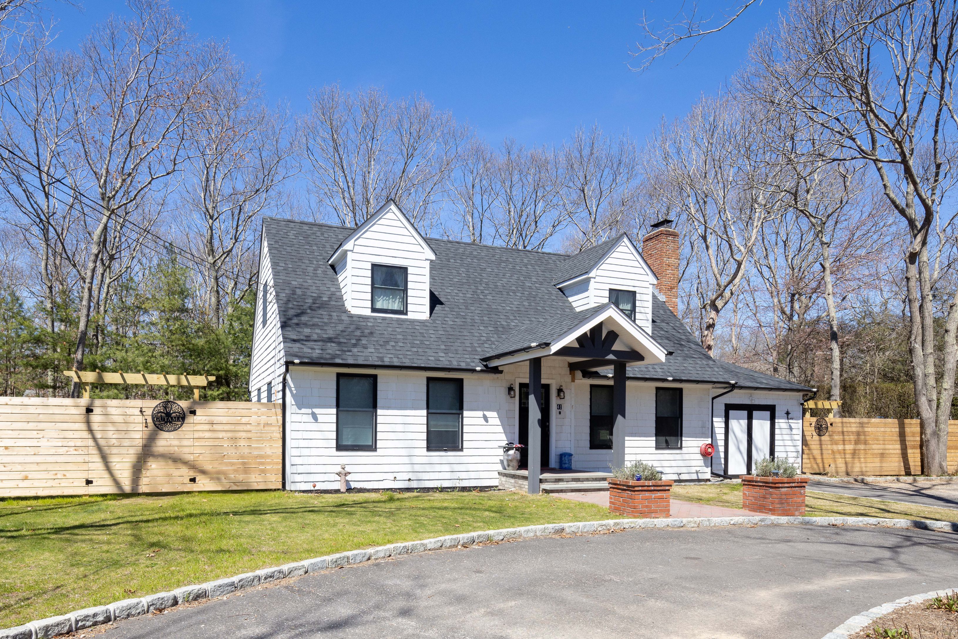 41 Clinton Street East Hampton, NY 11937 - Photo 17 of 17