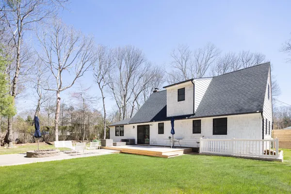 $25,000 | 41 Clinton Street, East Hampton, NY 11937