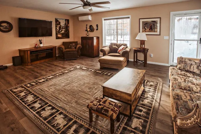 $398,000 | 33798 Twin Oaks Trail, Motley, MN 56466