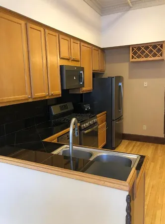 $1,450 | 767 North Water Street, Unit 201, Milwaukee, WI 53202