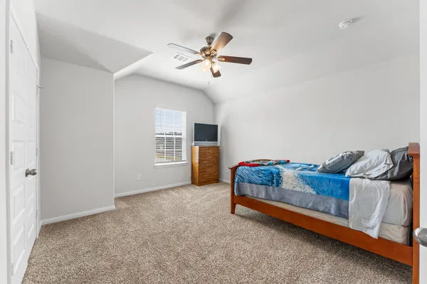 $2,100 | 16635 Olivewood Lane, Conroe, TX 77302