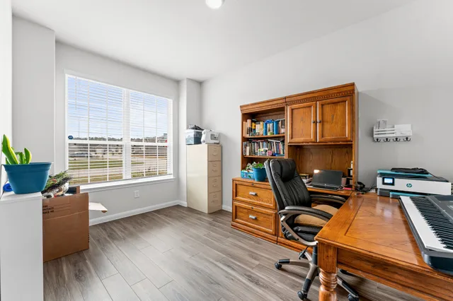 $2,100 | 16635 Olivewood Lane, Conroe, TX 77302