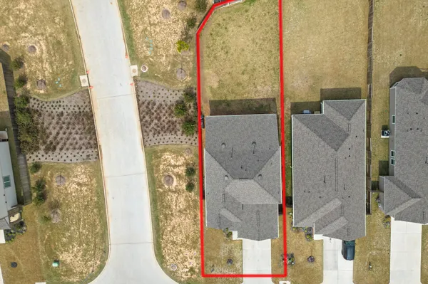 $2,100 | 16635 Olivewood Lane, Conroe, TX 77302