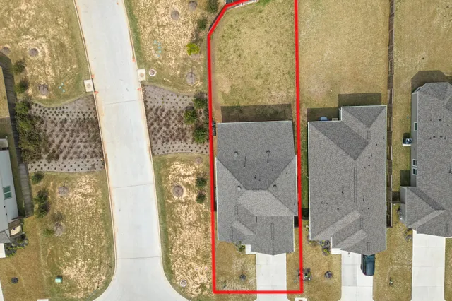 $2,100 | 16635 Olivewood Lane, Conroe, TX 77302