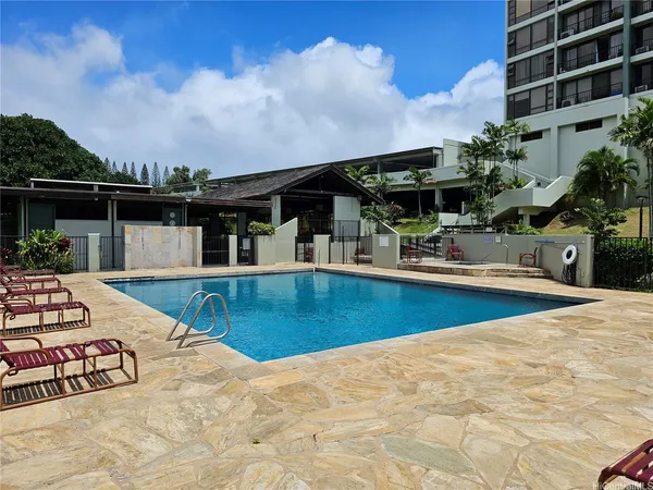 $2,400 | 98-402 Koauka Loop, Unit 1604, Aiea, HI 96701
