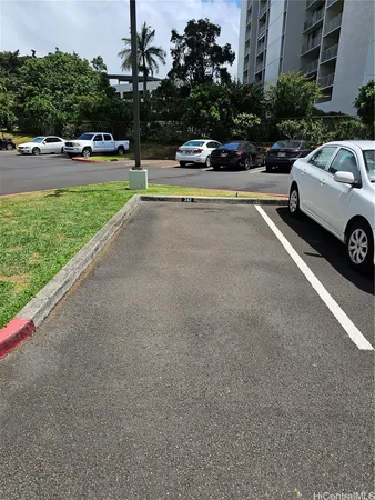 $2,400 | 98-402 Koauka Loop, Unit 1604, Aiea, HI 96701