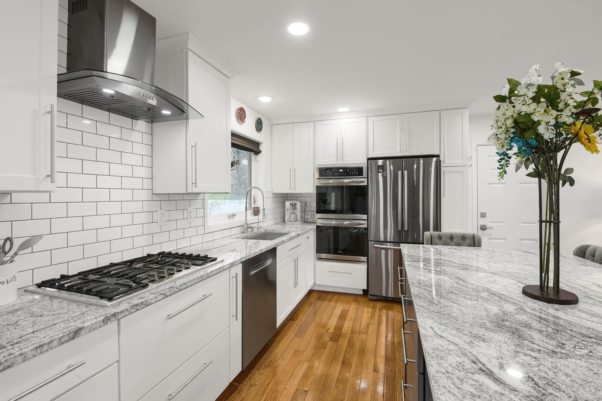 1979 Knob Road Mendota Heights, MN 55118 - Photo 1 of 1 Gallery Image 1