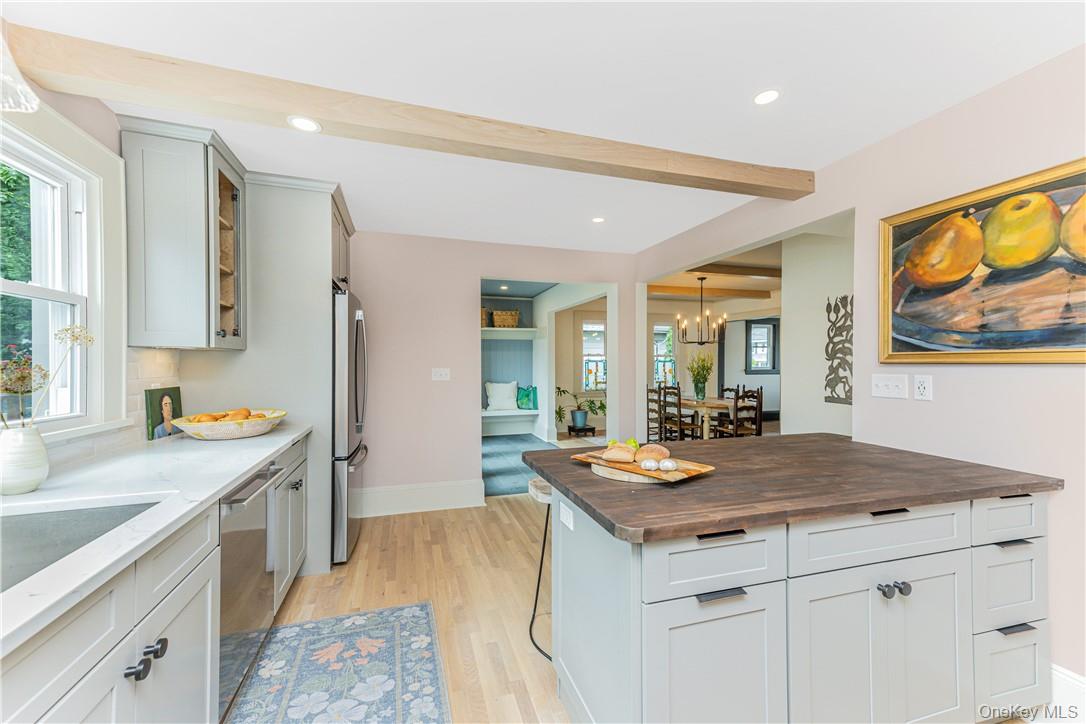 12 Risley Place New Rochelle, NY 10801 - Photo 11 of 26 Kitchen