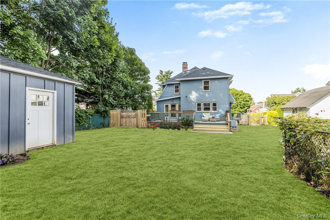 12 Risley Place New Rochelle, NY 10801 - Photo 21 of 26 wonderful fenced yard