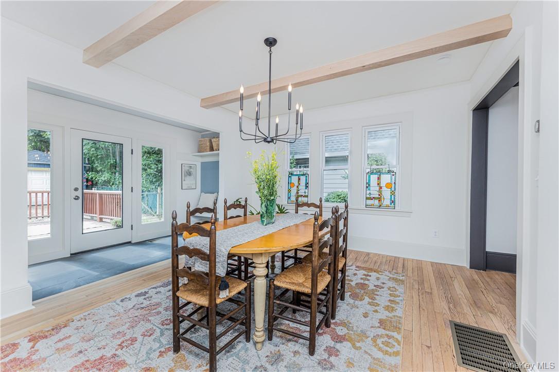 12 Risley Place New Rochelle, NY 10801 - Photo 7 of 26 Dining room with doors to the deck