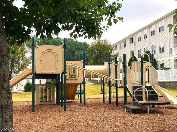 $2,600 | 113 Lionheart Lane, Unit 113, West Deptford, NJ 08086