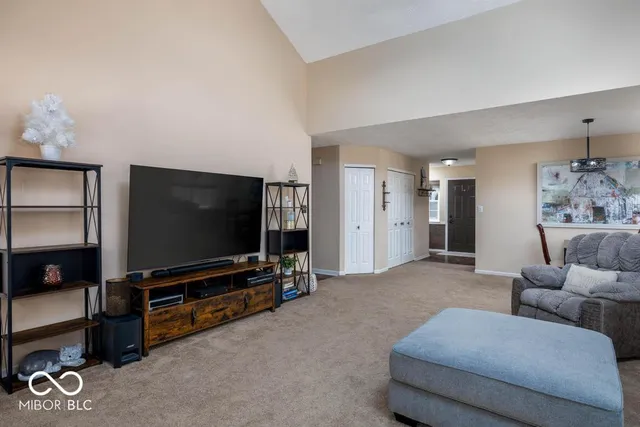 $315,000 | 7721 Hollow Ridge Circle, Indianapolis, IN 46256