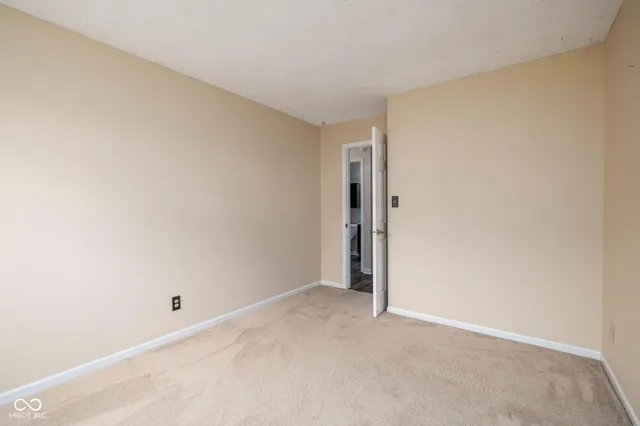 $315,000 | 7721 Hollow Ridge Circle, Indianapolis, IN 46256