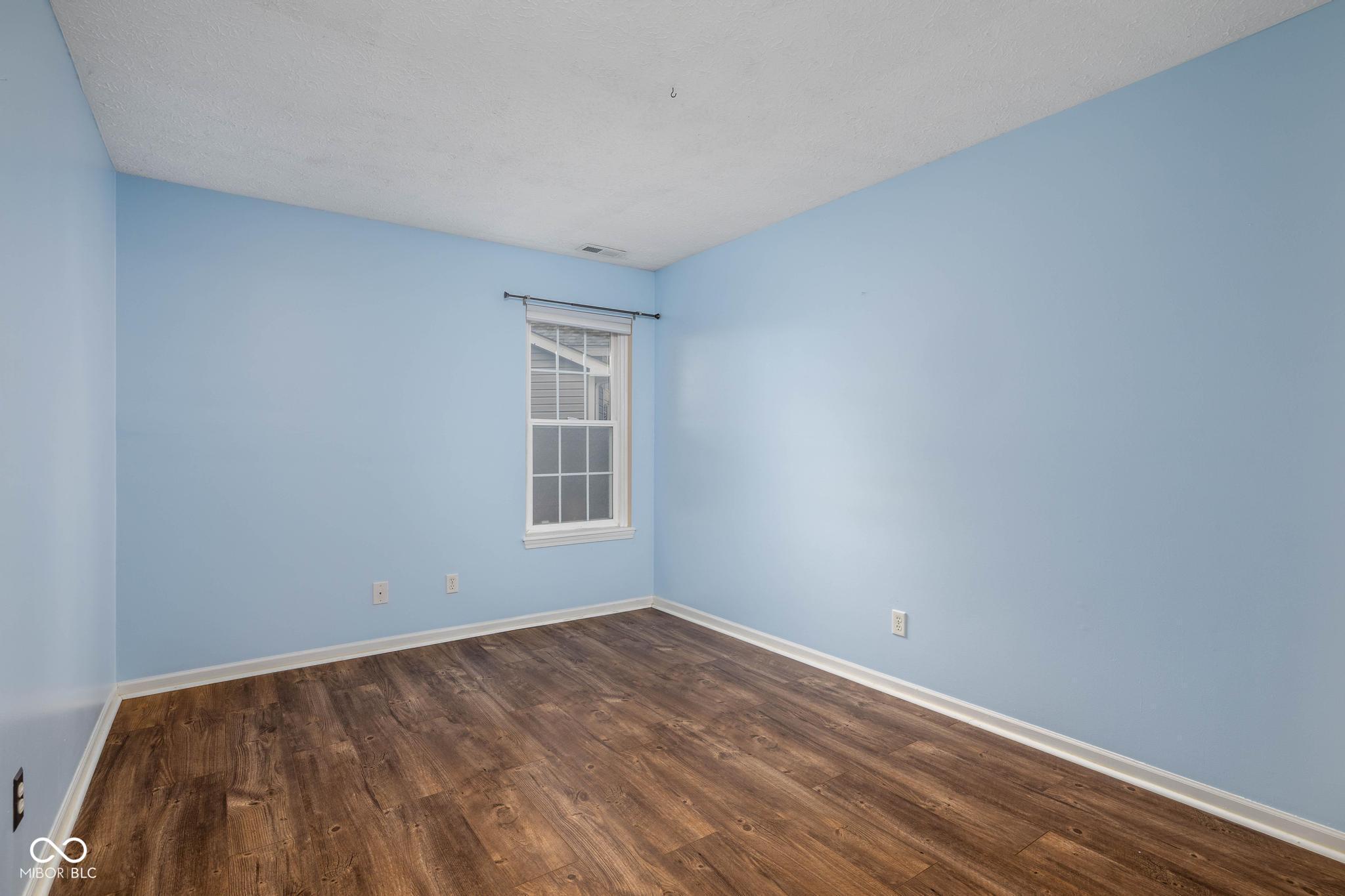 7721 Hollow Ridge Circle Indianapolis, IN 46256 - Photo 17 of 34