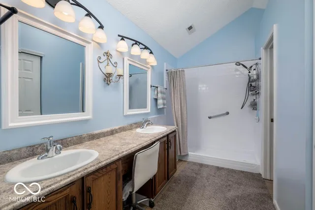 $315,000 | 7721 Hollow Ridge Circle, Indianapolis, IN 46256