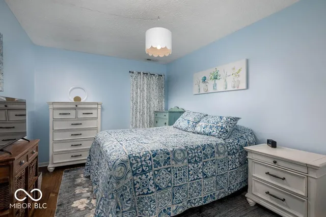 $315,000 | 7721 Hollow Ridge Circle, Indianapolis, IN 46256