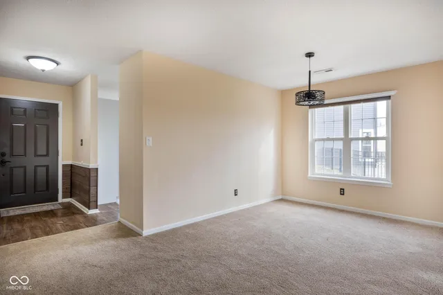 $315,000 | 7721 Hollow Ridge Circle, Indianapolis, IN 46256