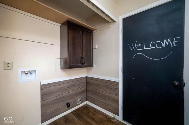 $315,000 | 7721 Hollow Ridge Circle, Indianapolis, IN 46256