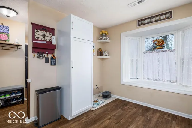 $315,000 | 7721 Hollow Ridge Circle, Indianapolis, IN 46256