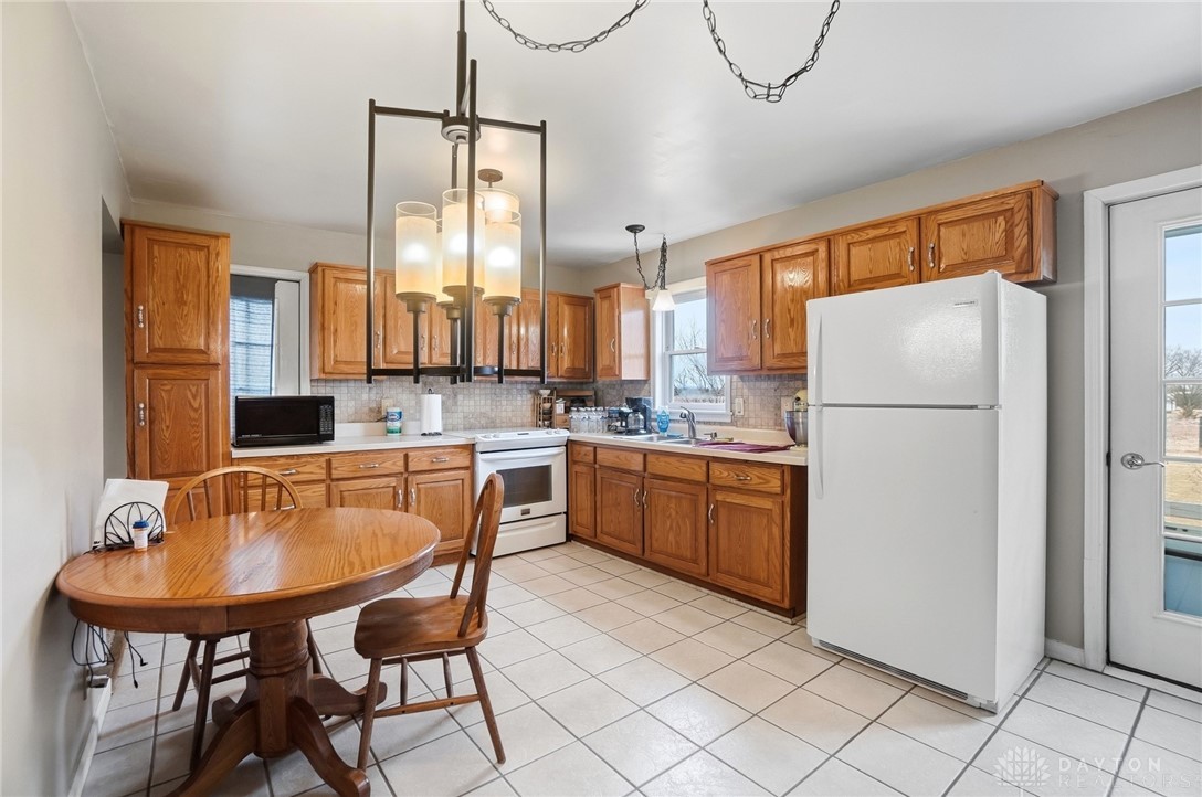 4075 Russia-Versailles Road Houston, OH 45333 - Photo 14 of 48 Gallery Image 14