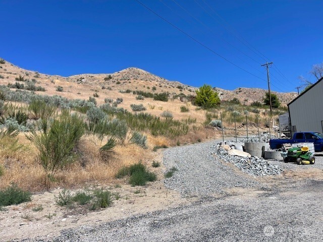 31 Osprey Nest Road Pateros, WA 98846 - Photo 12 of 15