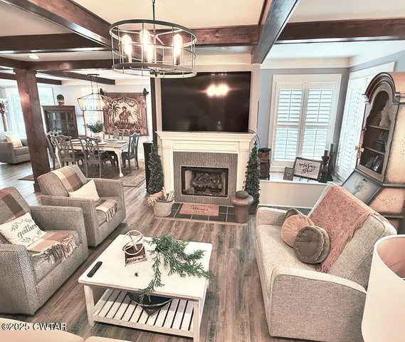 $419,900 | 420 Lakeshore Drive, Lexington, TN 38351