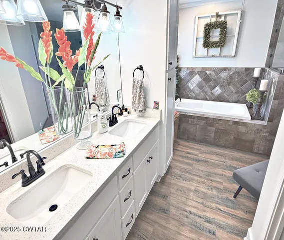 $419,900 | 420 Lakeshore Drive, Lexington, TN 38351