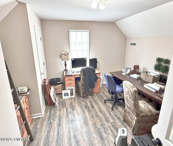 $419,900 | 420 Lakeshore Drive, Lexington, TN 38351