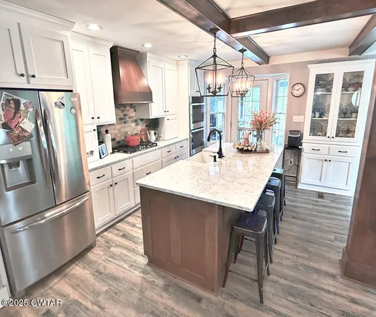 $419,900 | 420 Lakeshore Drive, Lexington, TN 38351