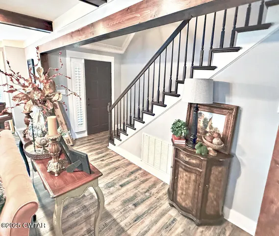 $419,900 | 420 Lakeshore Drive, Lexington, TN 38351