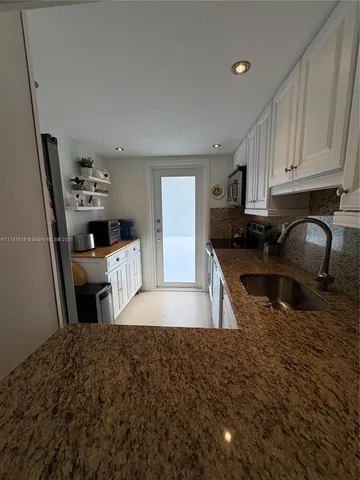 $249,000 | 1040 Southeast 4th Avenue, Unit 231, Deerfield Beach, FL 33441