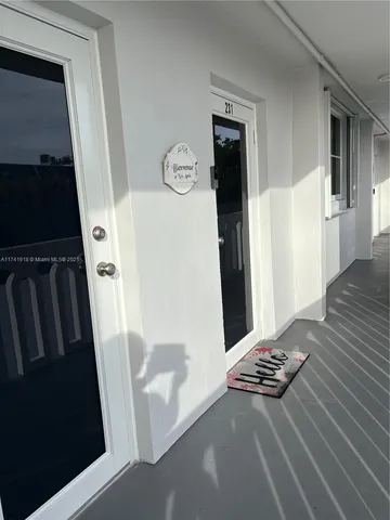 $249,000 | 1040 Southeast 4th Avenue, Unit 231, Deerfield Beach, FL 33441