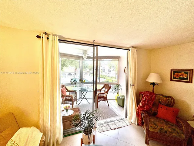 $249,000 | 1040 Southeast 4th Avenue, Unit 231, Deerfield Beach, FL 33441