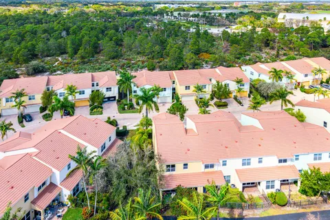 $784,900 | 4853 Northwest 16th Terrace, Boca Raton, FL 33431