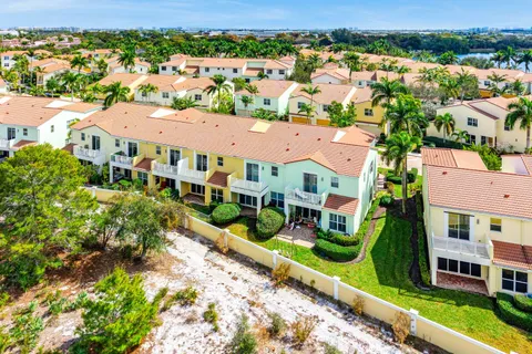 $784,900 | 4853 Northwest 16th Terrace, Boca Raton, FL 33431