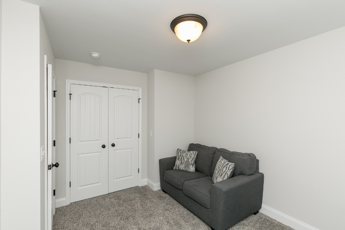 272 Signature Place Lebanon, TN 37087 - Photo 27 of 36 a living room with furniture