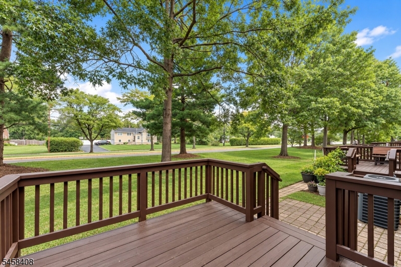 850 Robin Road Hillsborough, NJ 08844 - Photo 35 of 36 Gallery Image 35