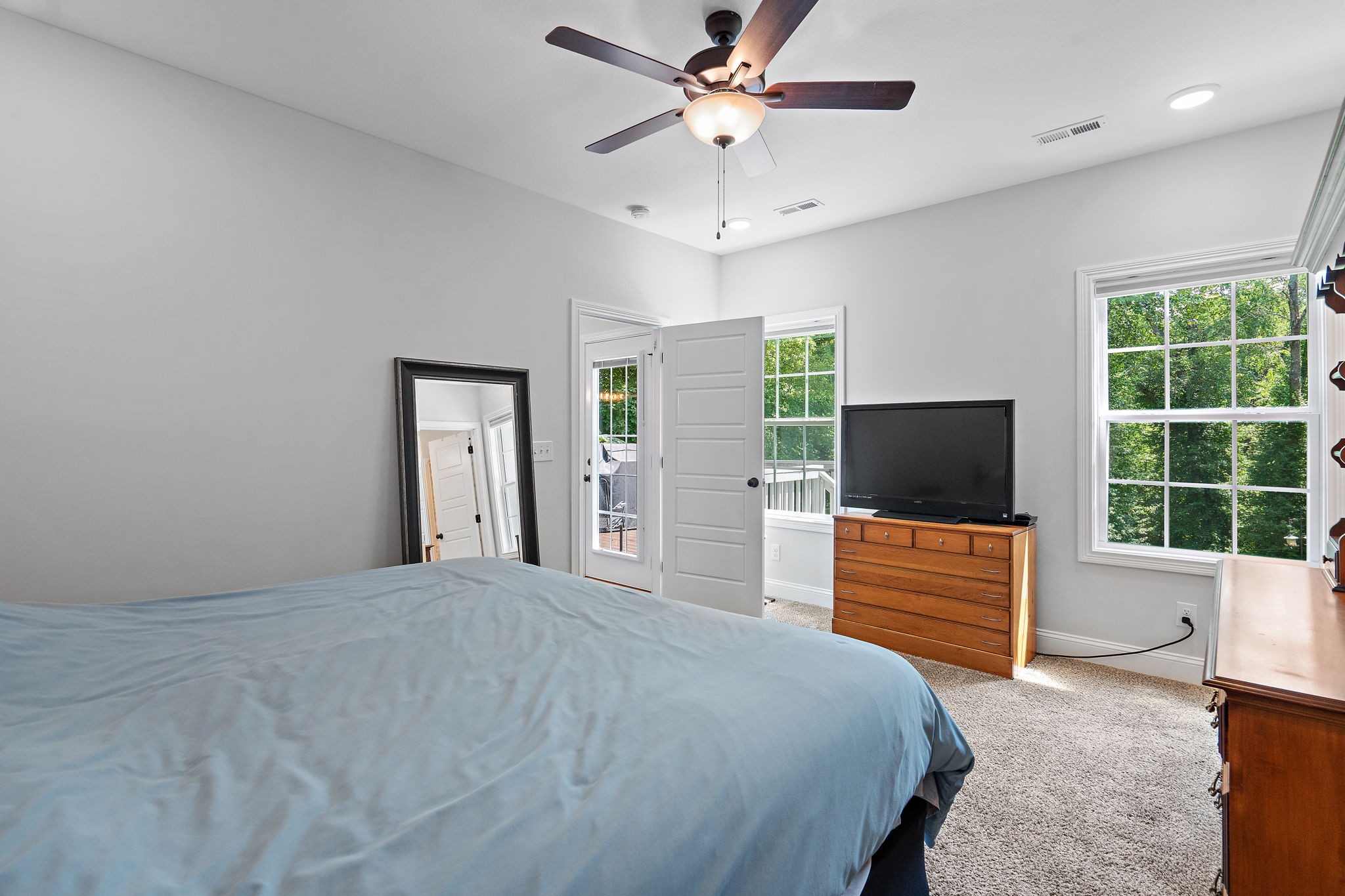 325 Rossview Road Clarksville, TN 37043 - Photo 23 of 32 Gallery Image 23