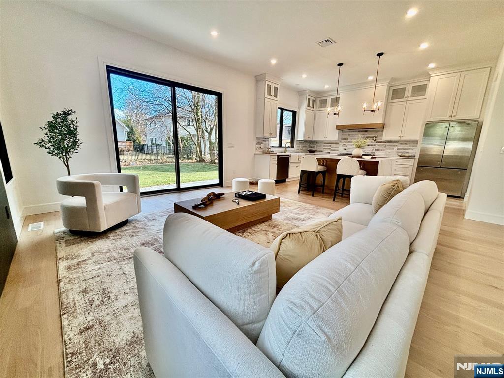 44 George Street Tenafly, NJ 07670 - Photo 9 of 34