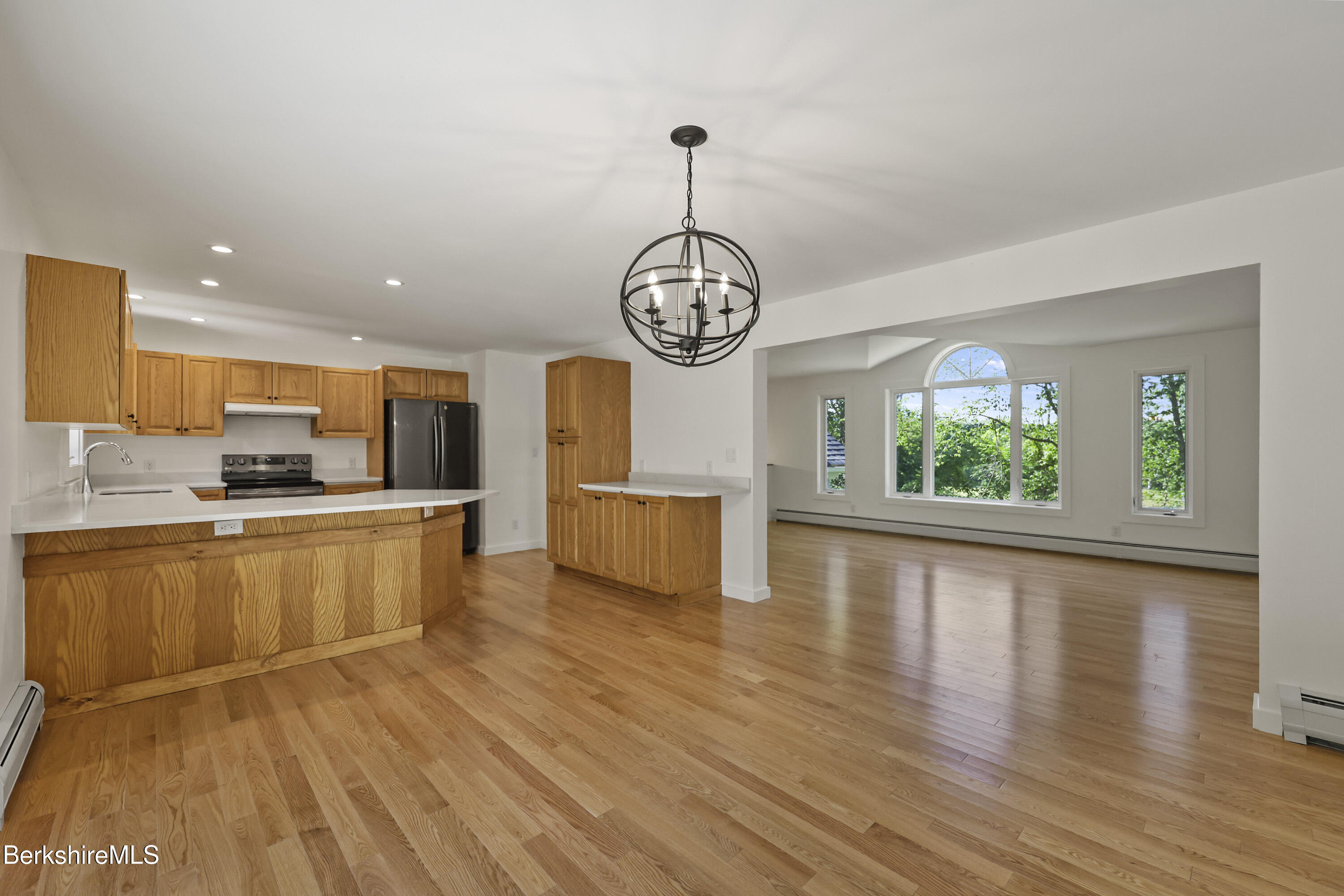 1000 Simonds Road Williamstown, MA 01267 - Photo 14 of 56 75 Dining Room