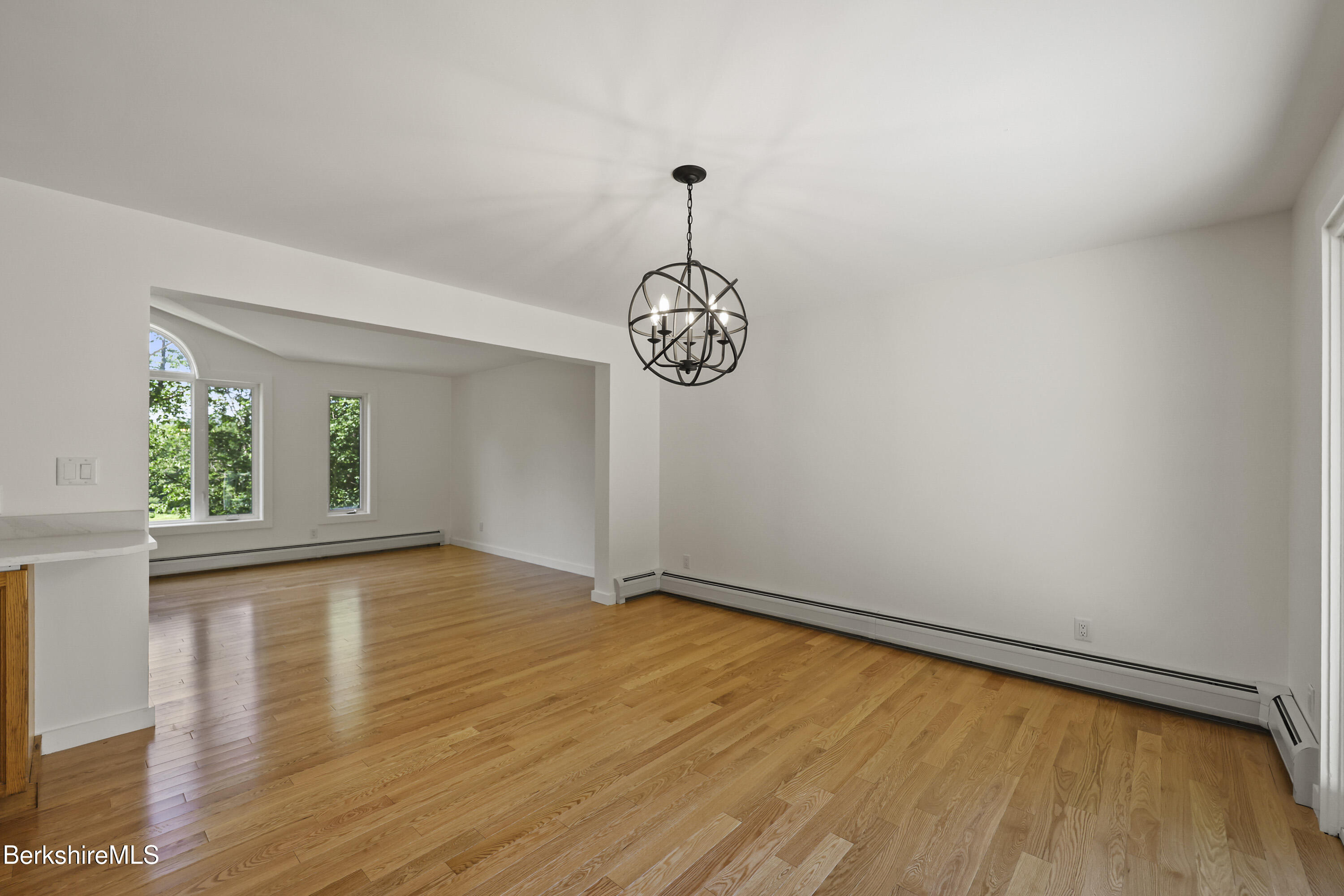 1000 Simonds Road Williamstown, MA 01267 - Photo 15 of 56 80 Dining Room