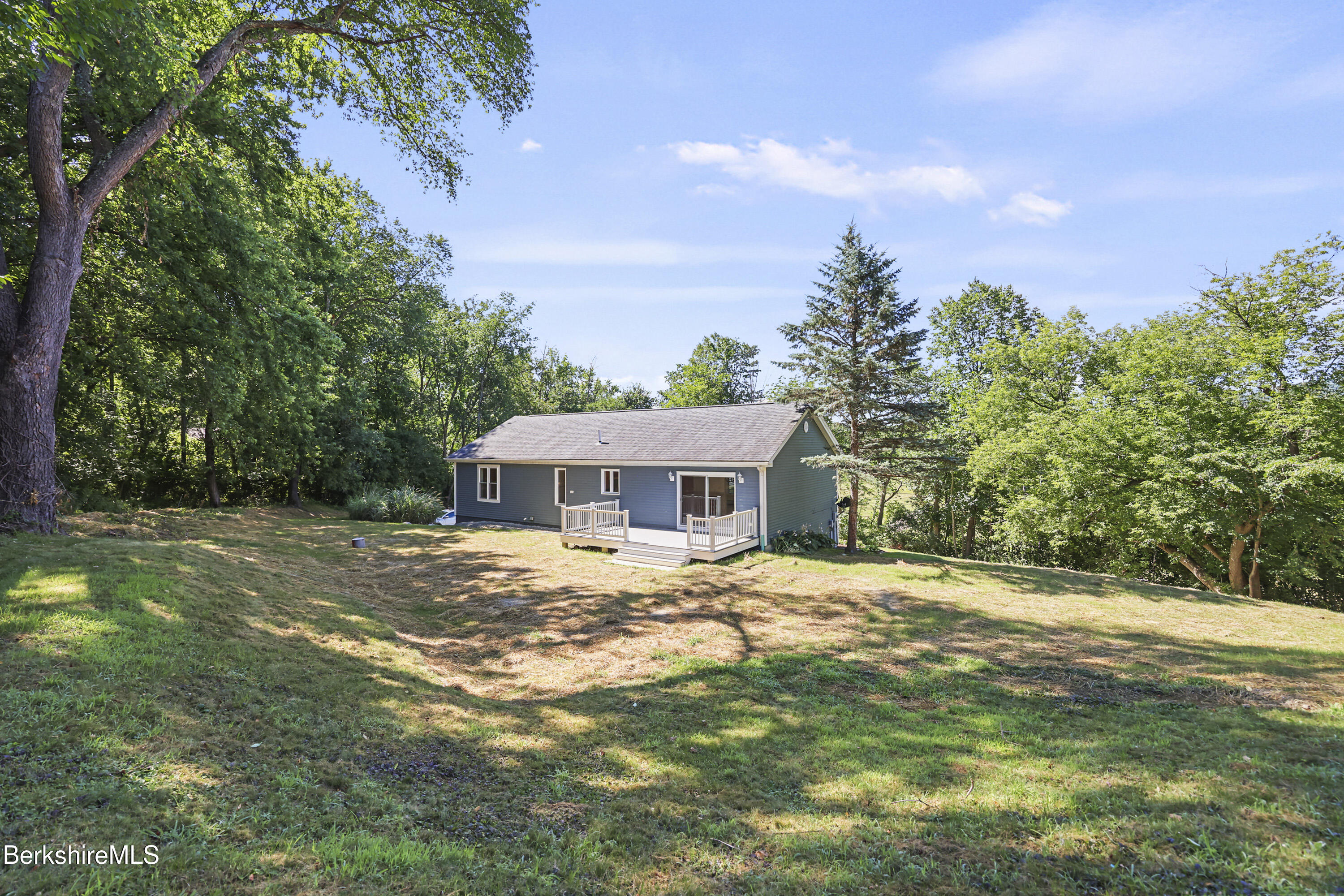 1000 Simonds Road Williamstown, MA 01267 - Photo 49 of 56 250 Back Yard