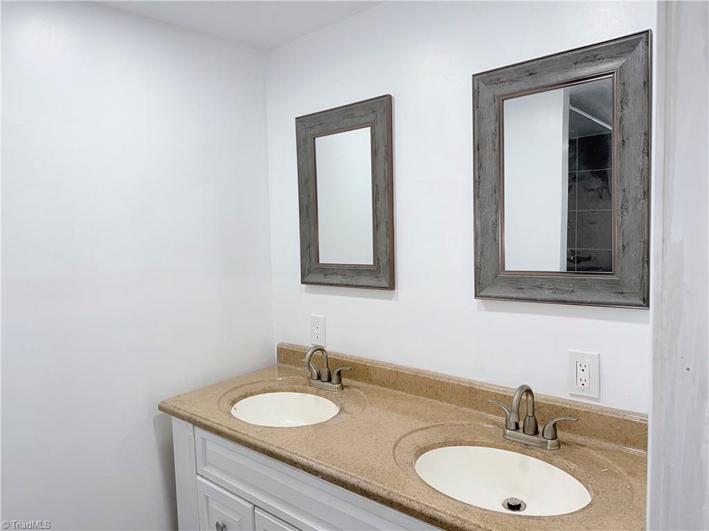 826 Summit Road Eden, NC 27288 - Photo 11 of 14