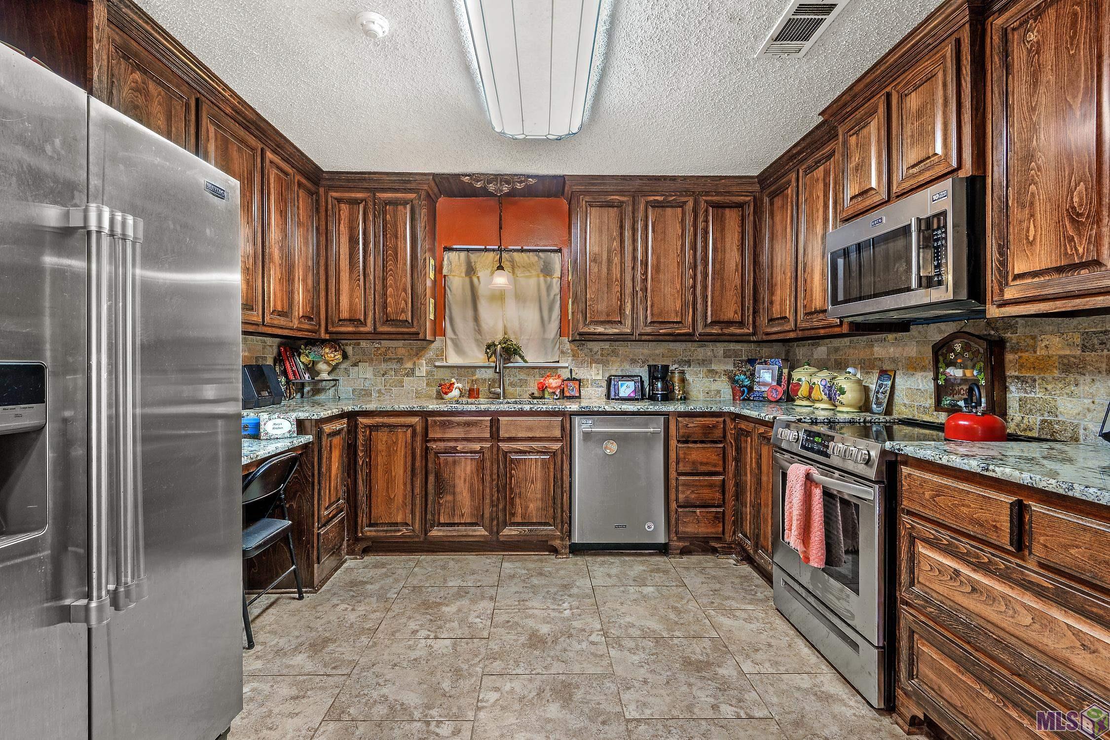 7318 Woodlett Drive Baton Rouge, LA 70818 - Photo 5 of 13