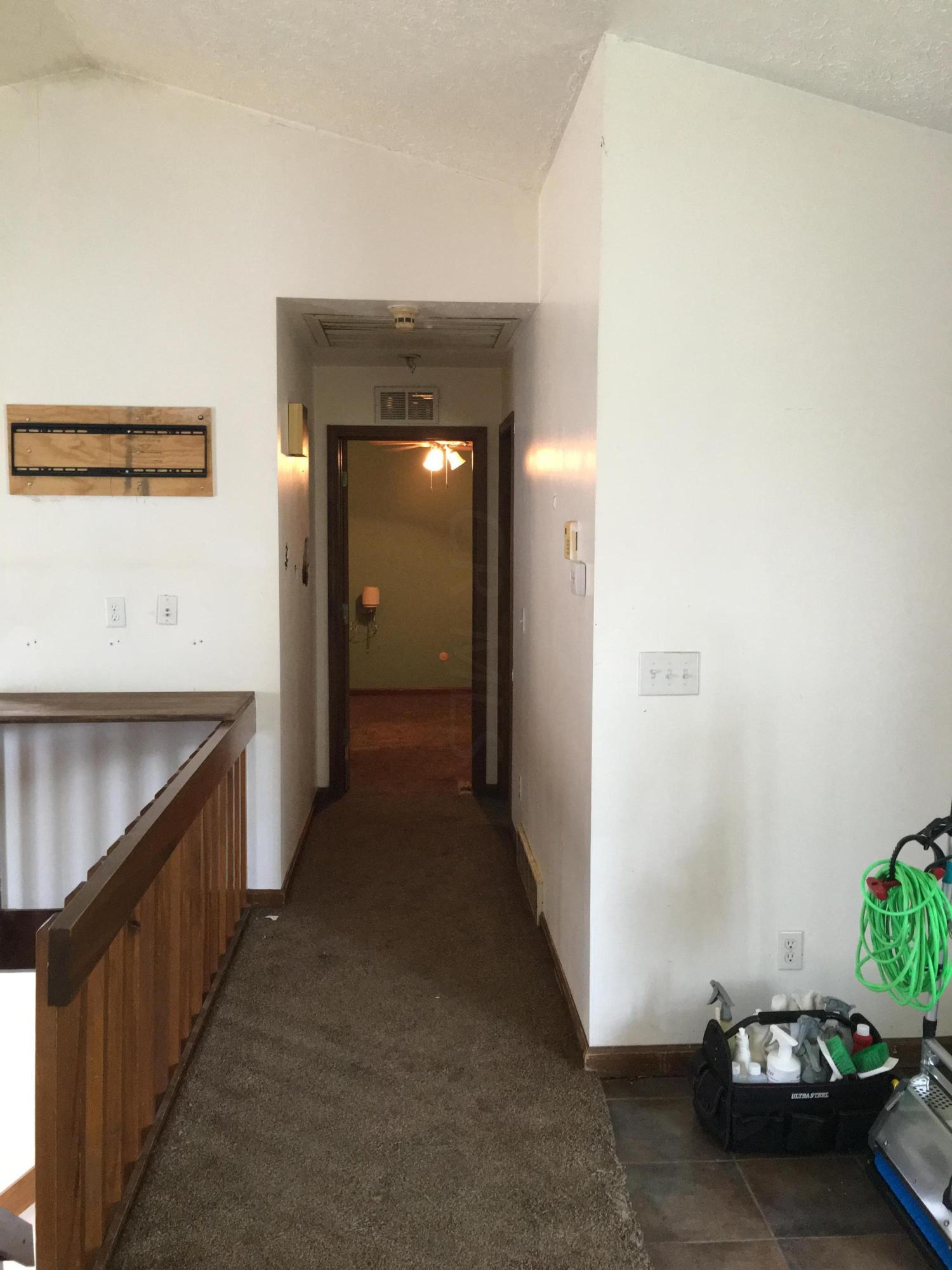 1344 Greenleaf Road Columbus, OH 43223 - Photo 7 of 14