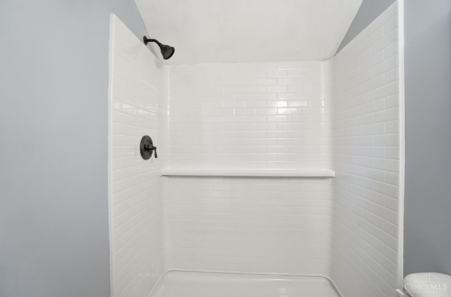 8375 Roland Avenue Cincinnati, OH 45216 - Photo 40 of 60 Gallery Image 40