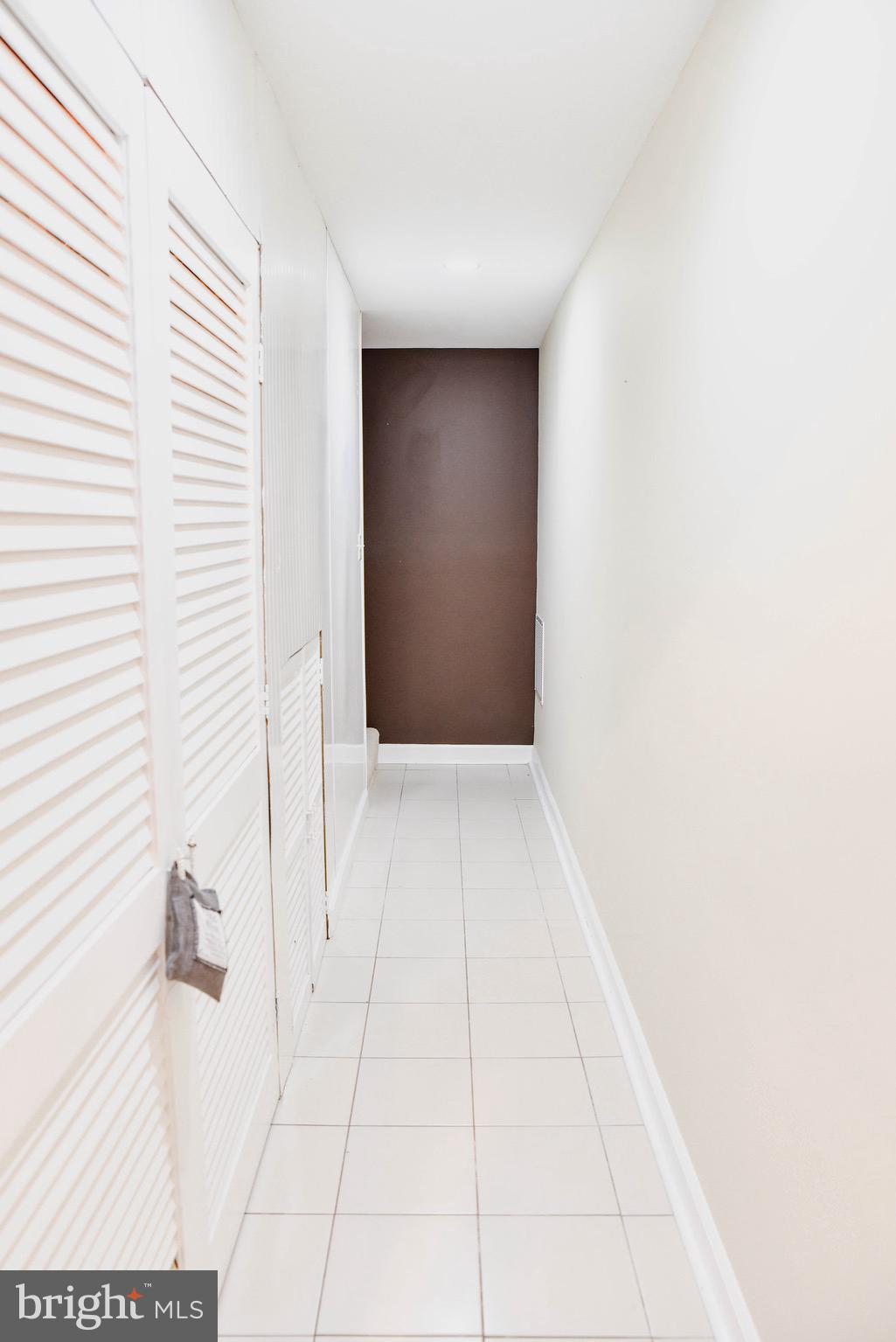 2424 Southgate Square Reston, VA 20191 - Photo 19 of 24