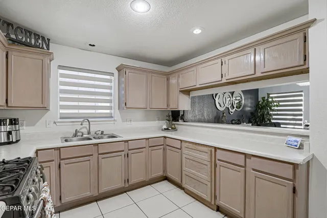 $370,000 | 1604 Playa Del Sol Street, El Paso, TX 79911