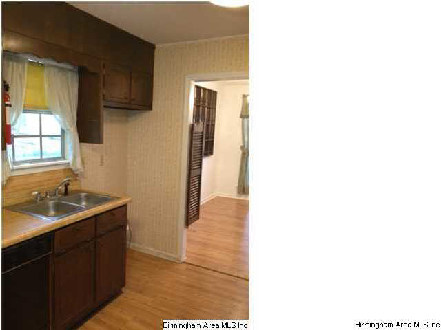 536 Windy Lane Birmingham, AL 35210 - Photo 7 of 19